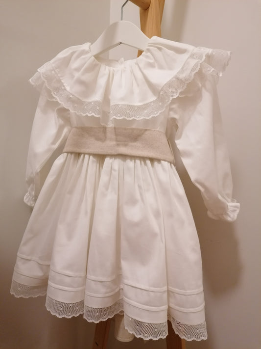 Vestido cerimónia renda pintinhas