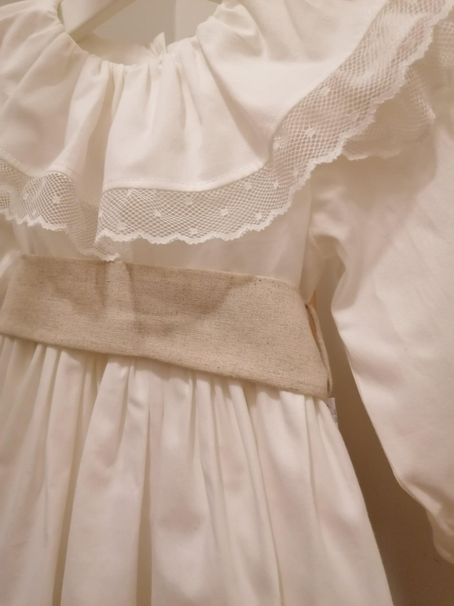 Vestido cerimónia renda pintinhas