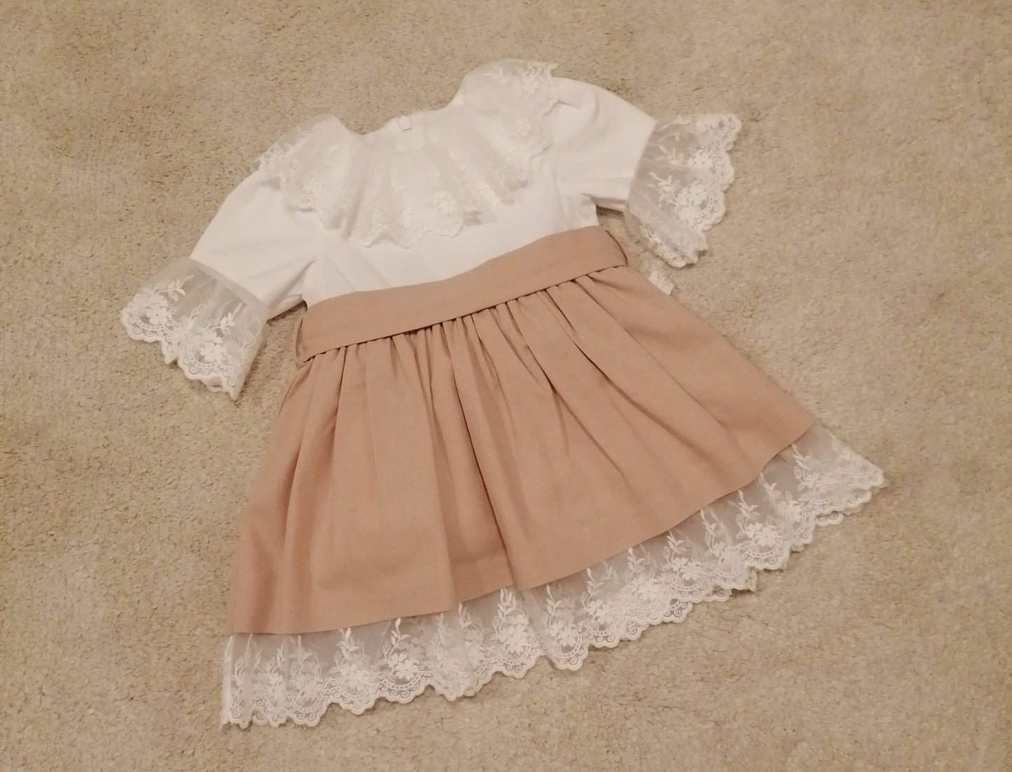 Vestido com saia em linho