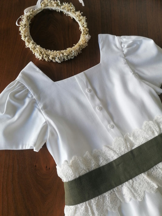 Vestido faixa com renda